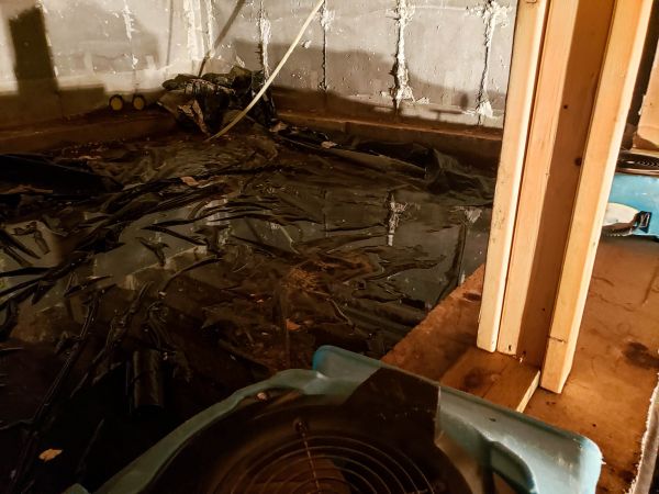 Crawlspace Water Cleanup in Leander